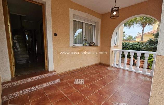 Resale - Villa - Torrevieja - El chaparral