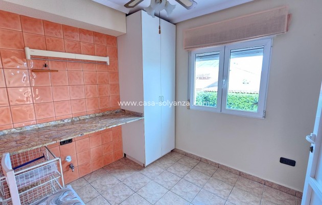 Resale - Villa - Torrevieja - El chaparral