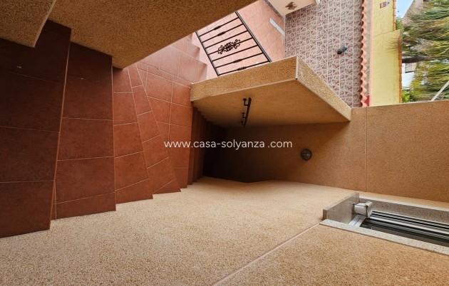 Resale - Villa - Torrevieja - El chaparral