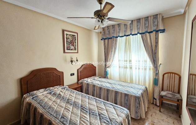 Resale - Villa - Torrevieja - El chaparral