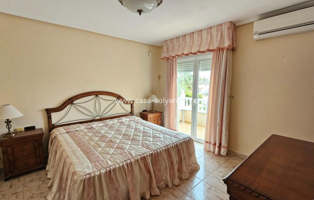 Resale - Villa - Torrevieja - El chaparral