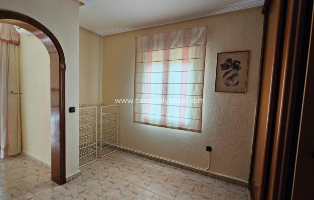 Resale - Villa - Torrevieja - El chaparral