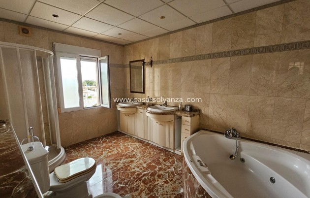 Resale - Villa - Torrevieja - El chaparral