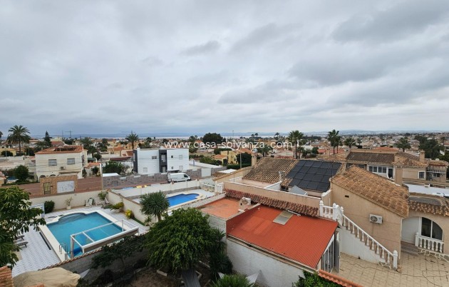 Resale - Villa - Torrevieja - El chaparral