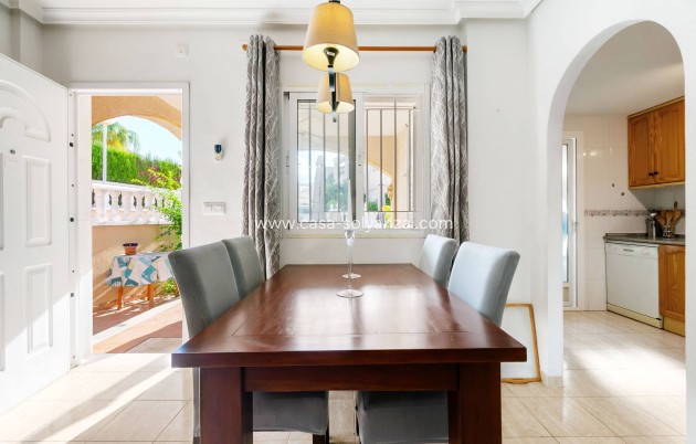 Resale - Apartment / flat - Orihuela Costa - Playa Flamenca