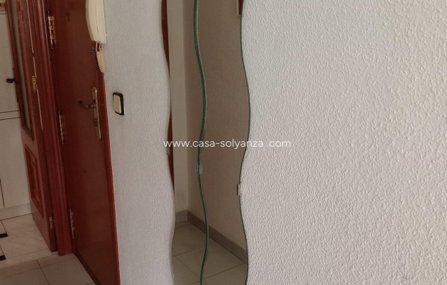 Resale - Apartment / flat - Torrevieja - Playa del Cura