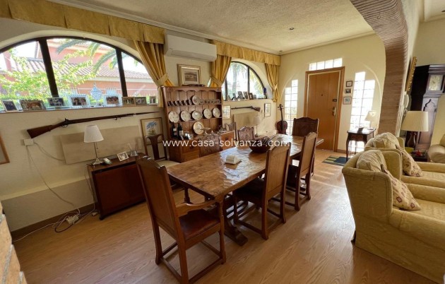 Resale - Villa - Cabo Roig - Costa Blanca