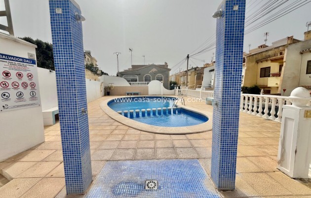 Resale - Villa - Torrevieja - Los Balcones