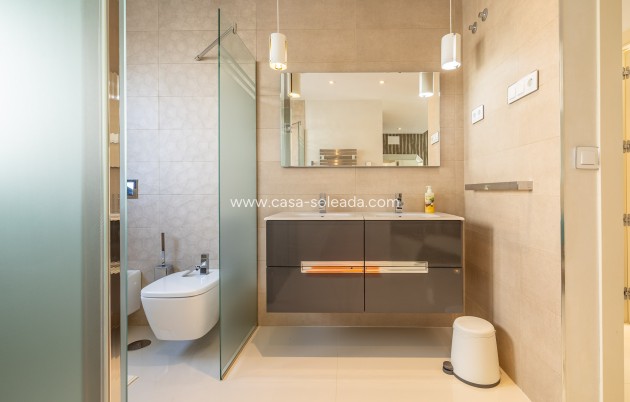Revente - Villa - Orihuela Costa - Campoamor