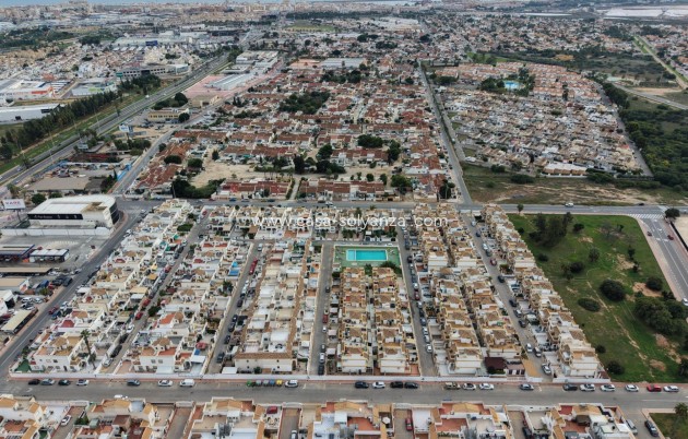 Resale - Bungalow - Torrevieja - El Limonar