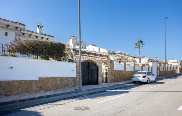 Resale - Villa - Bigastro - Inland