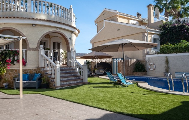 Resale - Villa - Santa Pola - Costa Blanca