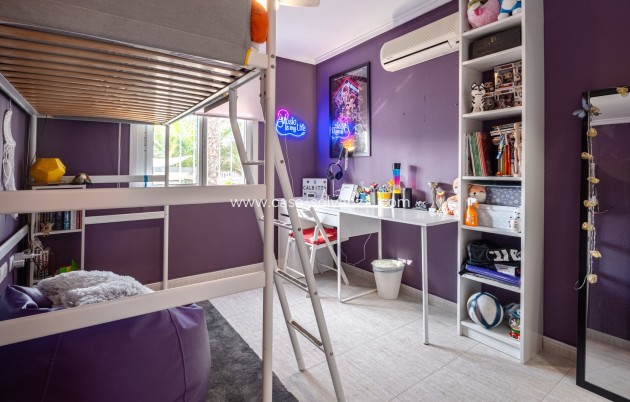 Resale - Villa - Santa Pola - Costa Blanca