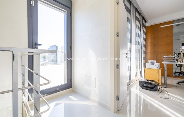 Revente - Villa - Orihuela Costa - Campoamor