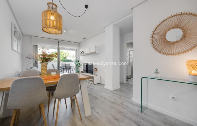 Resale - Apartment / flat - Orihuela - Villamartin