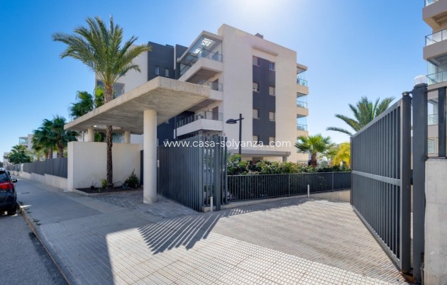 Resale - Apartment / flat - Orihuela - Villamartin