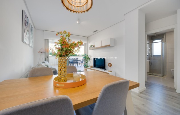 Resale - Apartment / flat - Orihuela - Villamartin