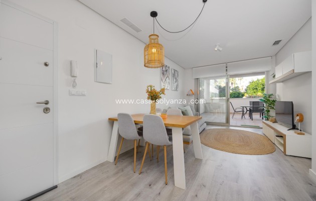 Resale - Apartment / flat - Orihuela - Villamartin