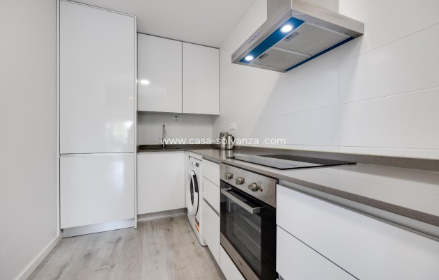 Resale - Apartment / flat - Orihuela - Villamartin