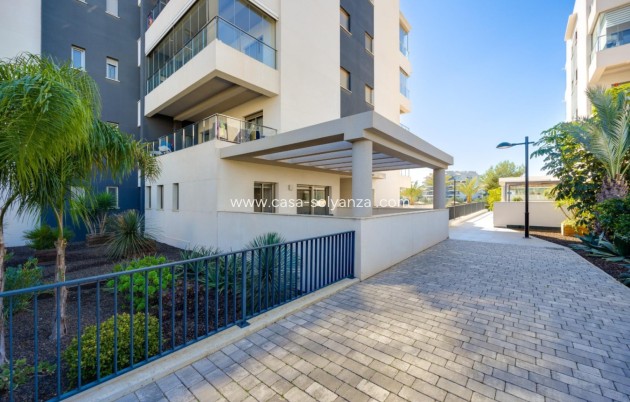 Resale - Apartment / flat - Orihuela - Villamartin