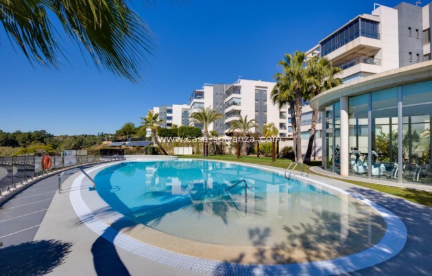 Resale - Apartment / flat - Orihuela - Villamartin