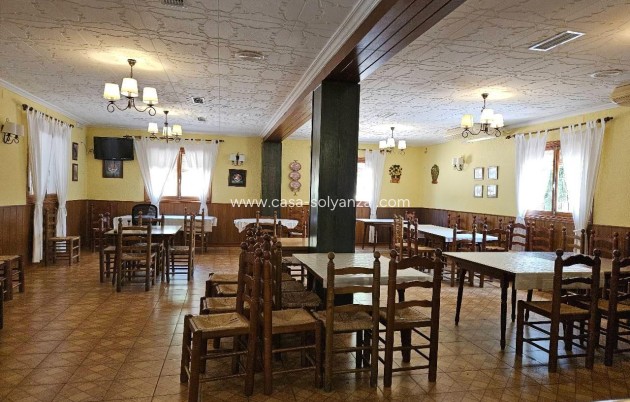 Revente - Villa - Elda - 03600