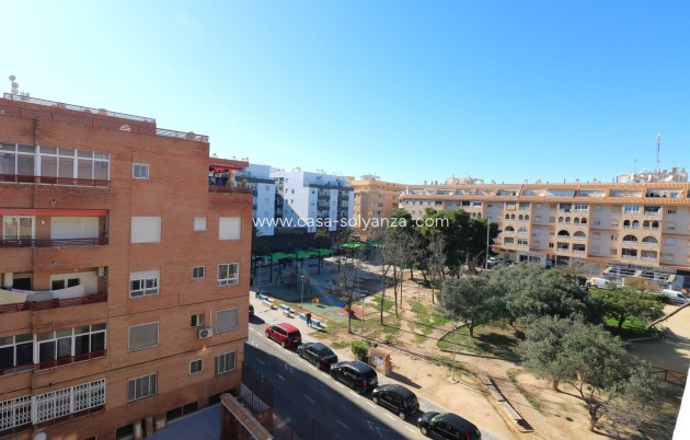 Resale - Apartment / flat - Torrevieja - El Molino