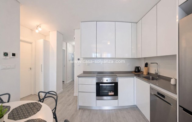 Resale - Apartment / flat - Orihuela Costa - Villamartín