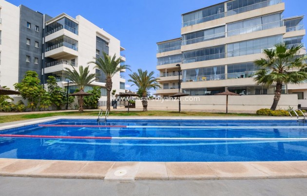 Resale - Apartment / flat - Orihuela Costa - Villamartín