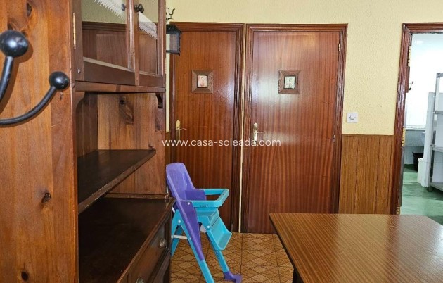 Revente - Villa - Elda - 03600