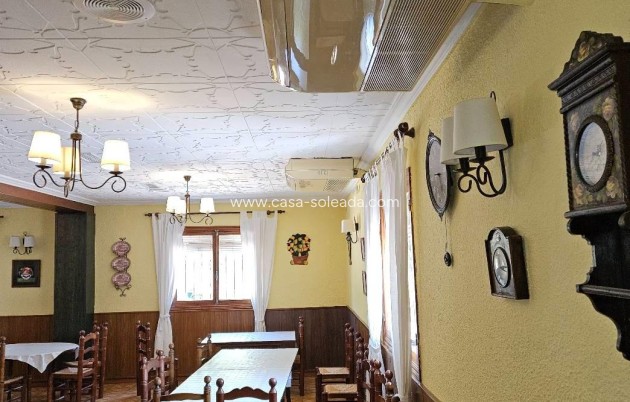 Revente - Villa - Elda - 03600