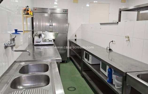 Revente - Villa - Elda - 03600