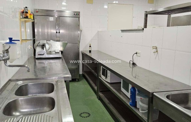 Revente - Villa - Elda - 03600