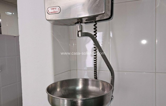 Revente - Villa - Elda - 03600