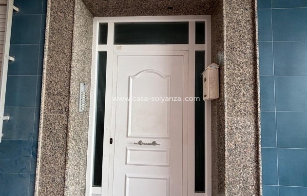 Resale - Apartment / flat - Torrevieja - Playa De Los Naufragos