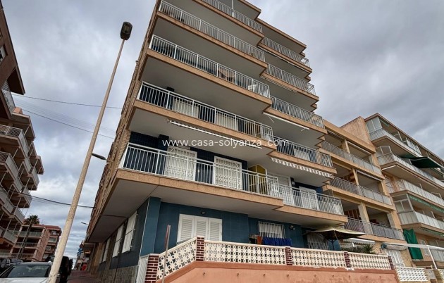 Resale - Apartment / flat - Torrevieja - Playa De Los Naufragos
