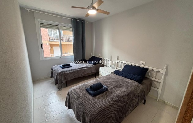 Resale - Apartment / flat - Torrevieja - Playa De Los Naufragos