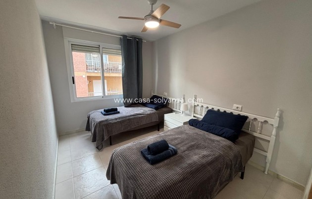 Resale - Apartment / flat - Torrevieja - Playa De Los Naufragos
