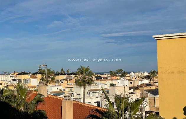 Resale - Apartment / flat - Torrevieja - Los Frutales
