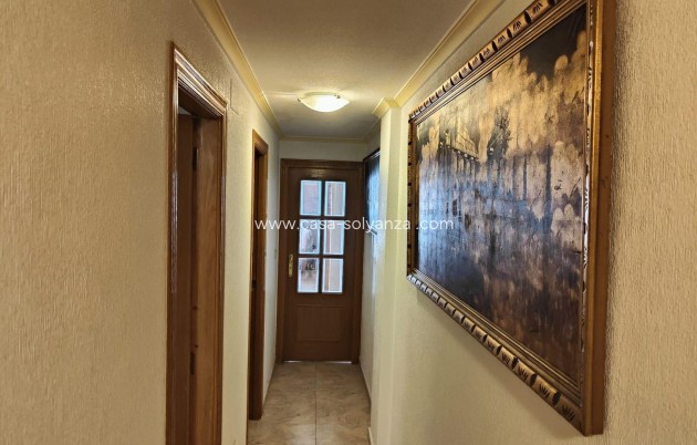 Resale - Apartment / flat - Torrevieja - La Mata