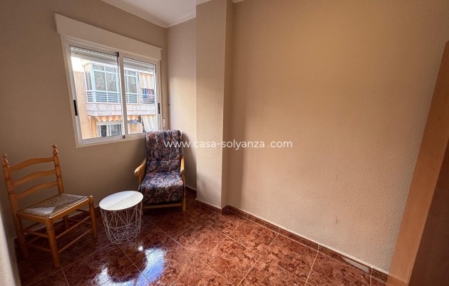 Resale - Apartment / flat - Torrevieja - Playa del Cura