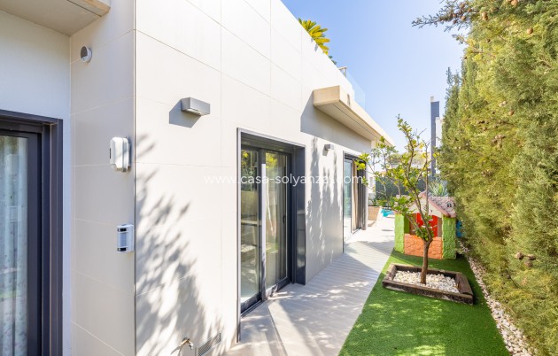 Revente - Villa - Orihuela Costa - Campoamor
