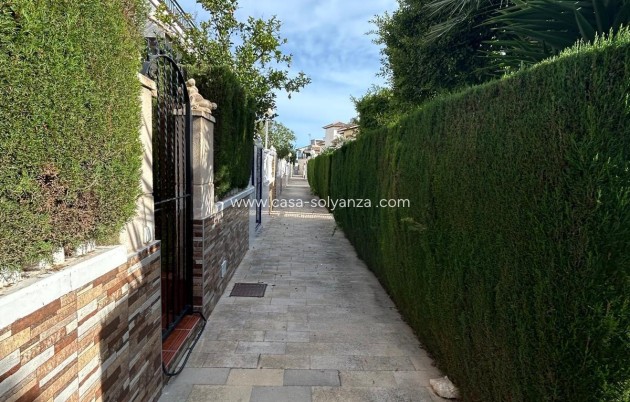 Resale - Apartment / flat - Orihuela Costa - Punta Prima