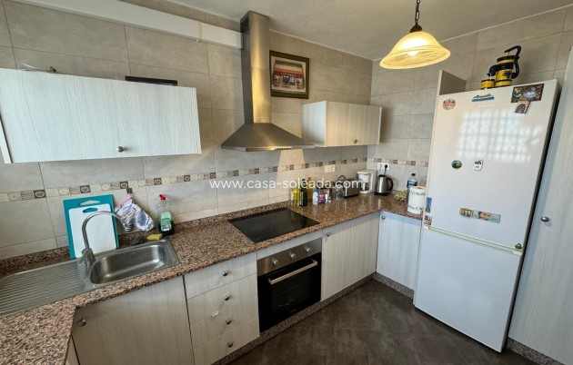 Resale - Apartment / flat - Torrevieja - Playa del Cura