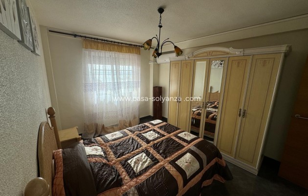 Resale - Apartment / flat - Torrevieja - Playa del Cura