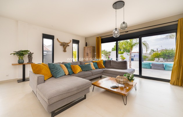 Herverkoop - Independent villa - San Fulgencio