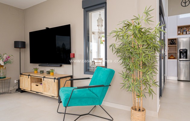 Herverkoop - Independent villa - San Fulgencio