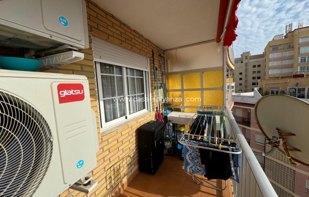 Resale - Apartment / flat - Torrevieja - Playa del Cura