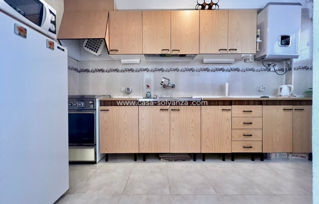 Resale - Apartment / flat - Torrevieja - Cabo cervera