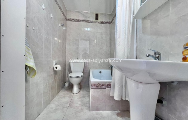 Resale - Apartment / flat - Torrevieja - Cabo cervera